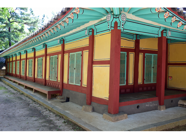 강화유수부 이방청(江華留守府 吏房廳) 뒷편