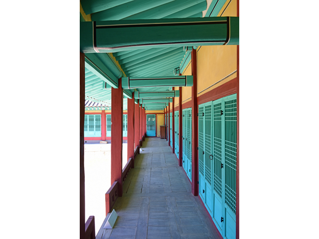 강화유수부 이방청(江華留守府 吏房廳) 툇마루