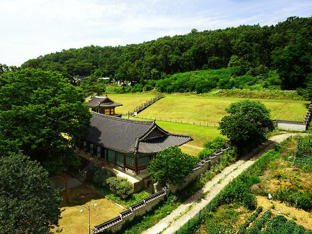 강화유수부 동헌(江華留守府 東軒) 전경
