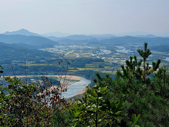 화산에서 바라 본 하회마을