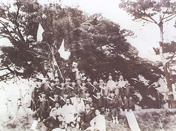 1907년도 협동학교 제1회 졸업식 기념사진